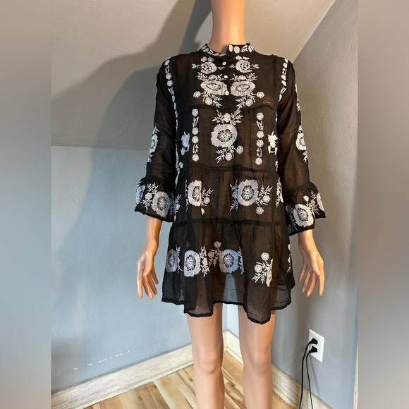 PQ Swim Embroidered Black White Sheer Cover Up Mini Dress XS/S - Picture 7 of 9